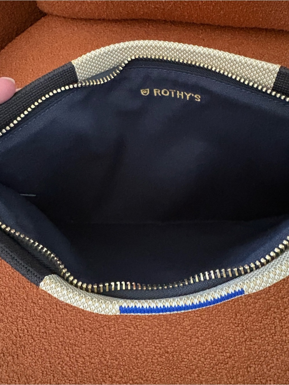 Rothys The Essential Pouch - Picture 2 of 3